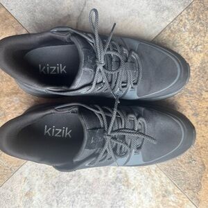 Men’s Kizik Black Sneakers